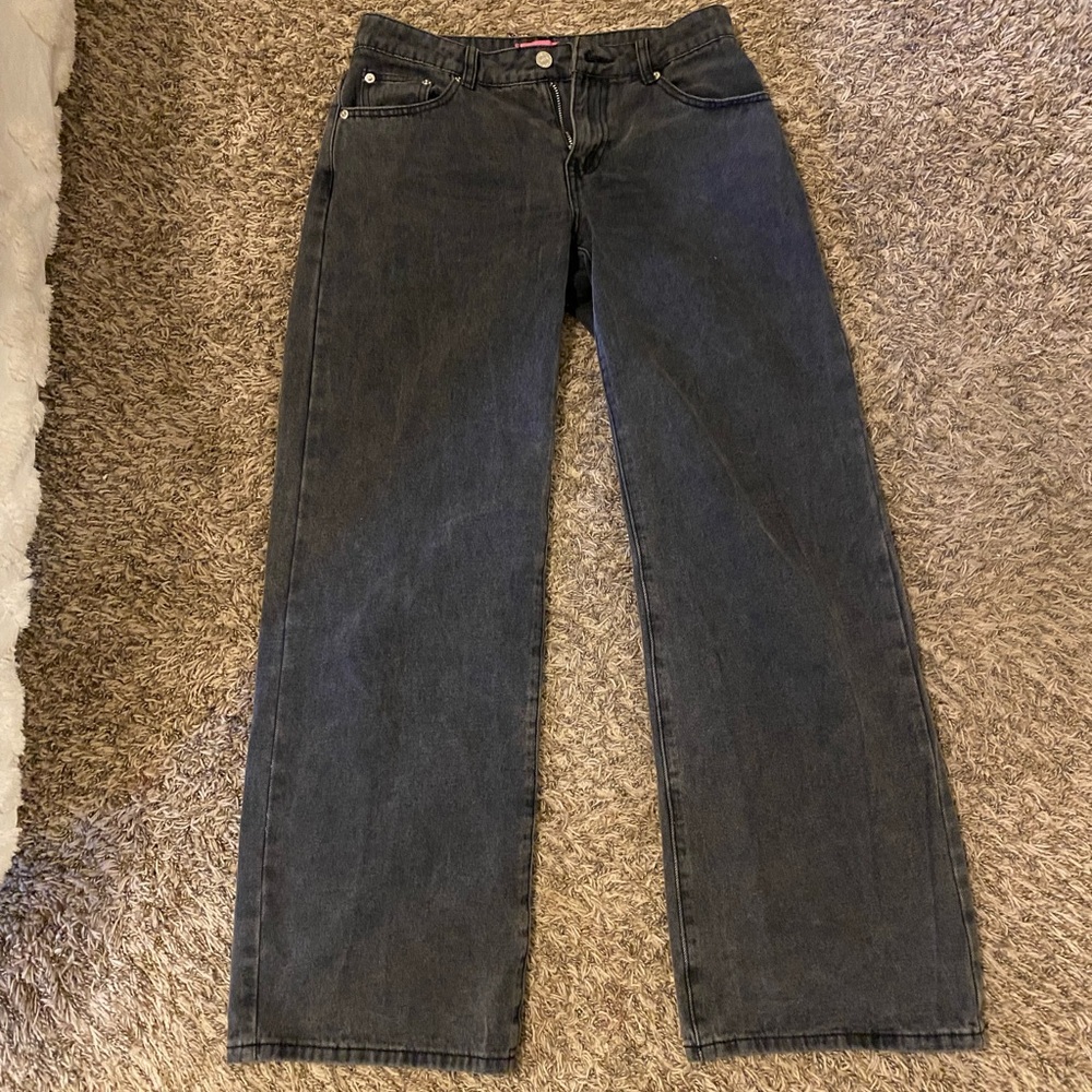 Edikted low rise jeans. Size small. Black.